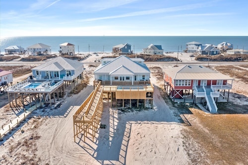 The Anchored Lighthouse - 2630 Bienville Blvd 5 Bedroom Home by RedAwning