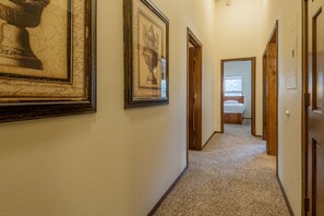 3 Schlafzimmer, Bügeleisen/Bügelbrett, kostenloses WLAN, Bettwäsche