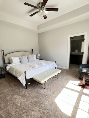 2 bedrooms, desk, iron/ironing board, travel cot