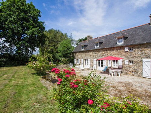 Tipoz'Immo • Trévennec Creis maison familiale près plage de Kermor • jardin