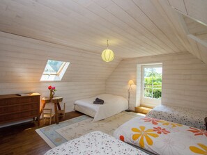 5 Schlafzimmer, Bügeleisen/Bügelbrett, WLAN