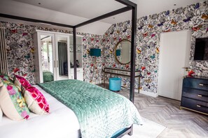Deluxe Double Room, 1 King Bed, Pool View | Premium bedding, individually decorated, individually furnished, desk - Dewars Restaurant & Rooms (Kirby Misperton)