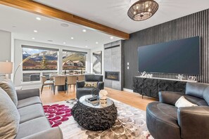 TV, peis og kontorer