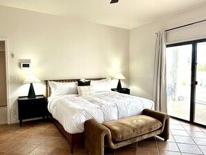 4 bedrooms, desk, iron/ironing board, free WiFi