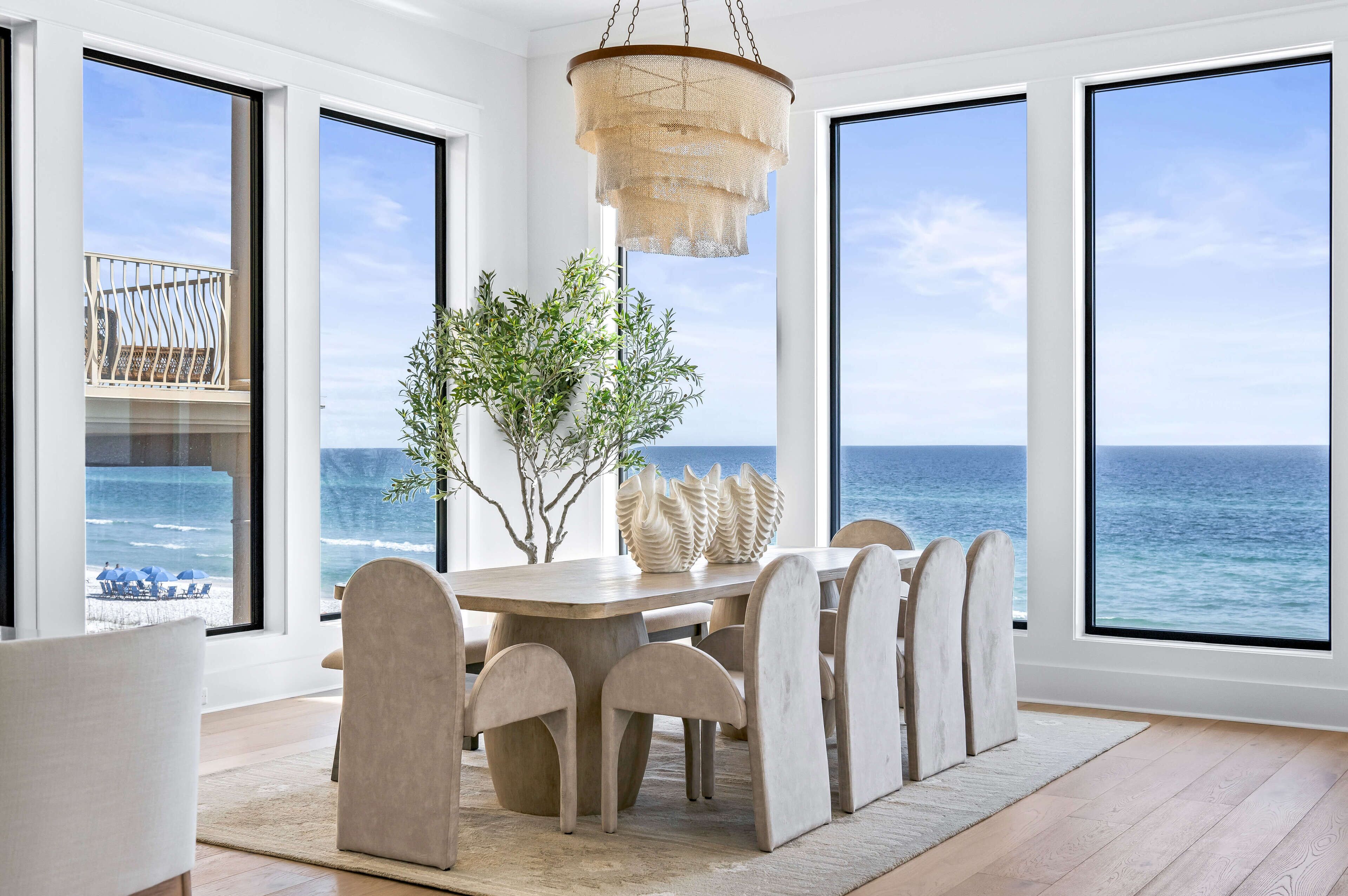 Luxe Gulf Front. Best of the Best. Must See