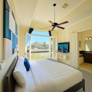 3 habitaciones, tabla de planchar con plancha y cuna de viaje