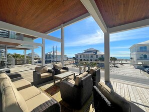 Property grounds - Gorgeous 5 Bedroom, 5.5 Bath Gulf View Home w/ Private POOL! (Pensacola Beach)