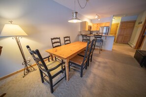 Dining - Cozy Keystone Condo | Hot Tubs, Deck & Views (Keystone)
