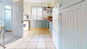 Frigorífic, microones i forn