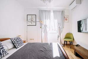 1 bedroom, iron/ironing board, free cots/infant beds, travel cot - Illyria Old Town Apartment by DuHomes (Dubrovnik)