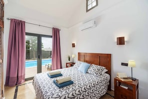 3 bedrooms, WiFi, bed sheets - Villa Argentina - Three Bedroom Villa, Sleeps 6 (Montaña Roja)