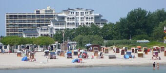 Beautiful apartment with direct sea view from the balcony| sauna