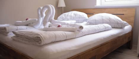 3 chambres, lit parapluie, Wi-Fi gratuit, draps fournis
