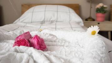 3 makuuhuonetta, vauvan matkasänky, ilmainen Wi-Fi, vuodevaatteet