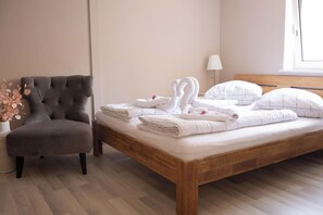 3 bedrooms, travel cot, free WiFi, bed sheets - Kuzey Apartments (Kappel-Grafenhausen)