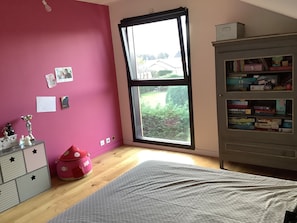 3 bedrooms, iron/ironing board, free WiFi, bed sheets - Maison Darchitecte Entre Ville Campagne et Montagnes (Pontcharra)