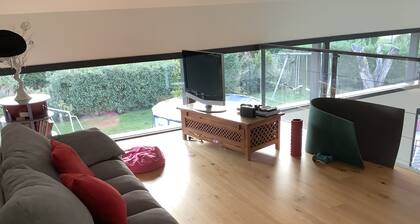 Maison Darchitecte Entre Ville Campagne et Montagnes