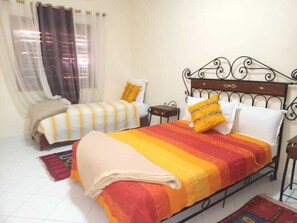 Coffres-forts dans les chambres, draps fournis