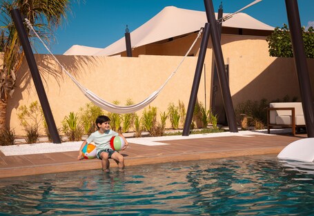 Bab Al Nojoum Hudayriyat Villas - Image 25