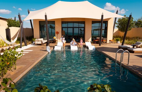 Bab Al Nojoum Hudayriyat Villas - Image 30