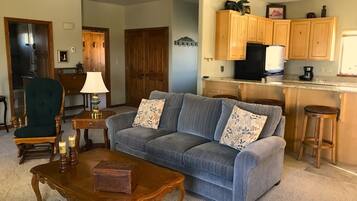 TV, DVD player, books, printers