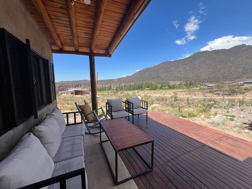 Wabi Sabi II House with pool and spectacular mountain view