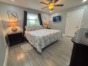 2 bedrooms, desk, iron/ironing board, free WiFi