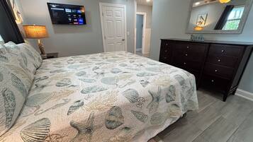 2 habitaciones, escritorio, tabla de planchar con plancha y wifi gratis