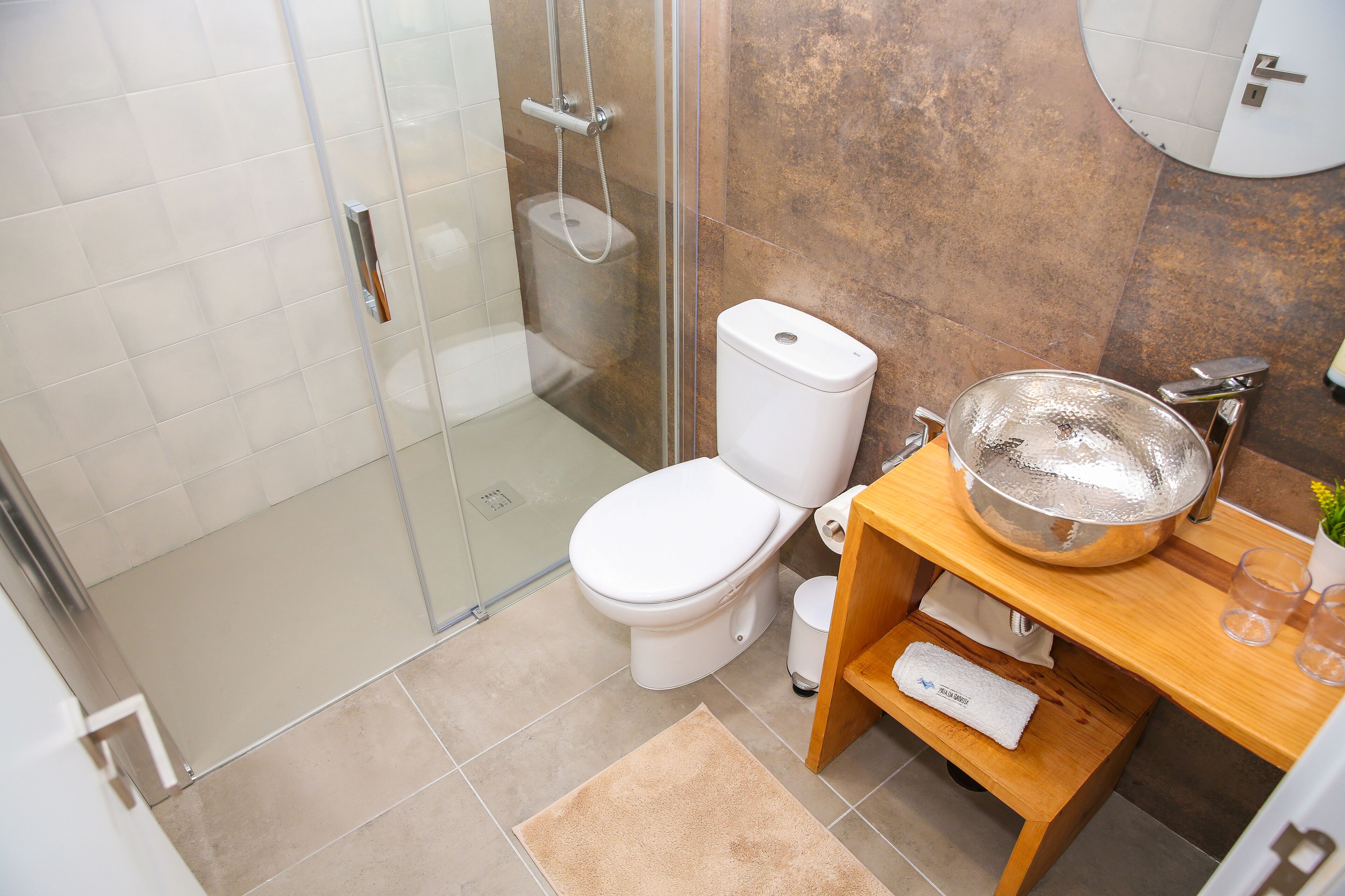 Family Suite | Bathroom