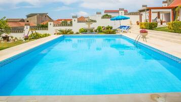 Piscina a l'aire lliure