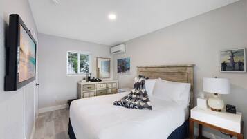 1 bedroom, iron/ironing board, travel crib, free WiFi