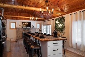 Dining - Sleeps 14! Hot Tub, GAME ROOM, ORV Trails & EASY lake access! (South Branch)