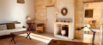 Longère Girondine de 8 Couchages Avec Piscine au Cœur des Coteaux de Loupiac