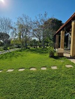 Premium Triple Room | Garden view