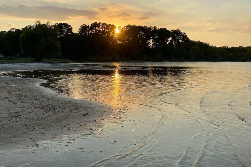 McGee's Landing Cabin 2-Toledo Bend Lake - West Side, IL