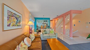 Smart TV, DVD player, books - Adorable Villa at Cedars East, Tennis Resort, Beach, Clubhouse (Longboat Key)