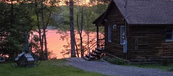 Escape to our cozy Winthrop cabin on Dexter Pond