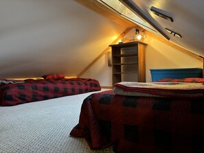 2 Schlafzimmer, Reisekinderbett, kostenloses WLAN, Bettwäsche