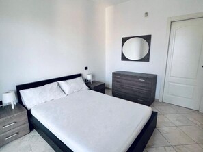1 bedroom, iron/ironing board, WiFi, bed sheets - Best Stay-Apartments in Capruzzi 1 (Bari)