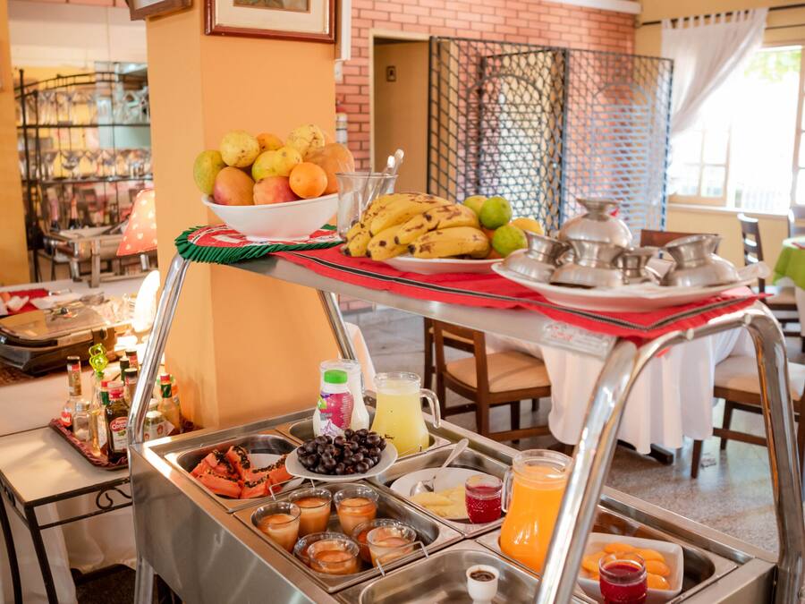 Desayuno bufé gratuito y diario