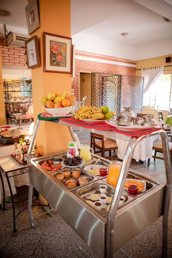 Petit déjeuner buffet compris tous les jours