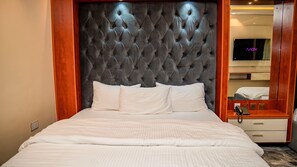 Deluxe Single Room | Bathroom - Perly Gate Residence  (Uyo)