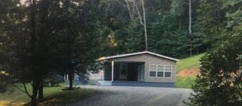 Centrally located between Bryson City, Sylva and Cherokee.5 mins to the Casino.