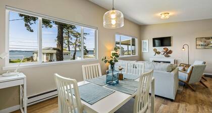 Water view, public beach WIFI BBQ -PCA