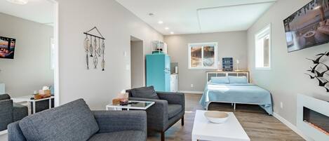 Smart TV, DVD player