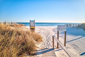 Beach nearby - 5 BR House Pet Friendly | Epic View | Port of Yall (Baldwin County)