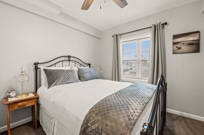 1 soverom, strykejern/-brett, wi-fi og sengetøy