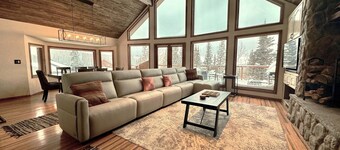 Mountain Cabin w/VIEWS in Brian Head, Utah! Fun to be had Winter, Summer & Fall!