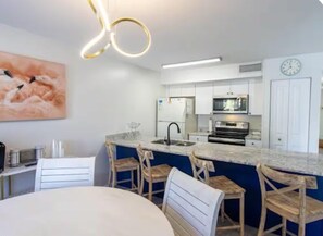 Dining - Beach Townhome steps away from White Sand Beaches! (Destin)