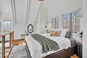 1 bedroom, free WiFi, bed sheets - The Roundtop Chalet romantic couple’s getaway (Wrightsville)